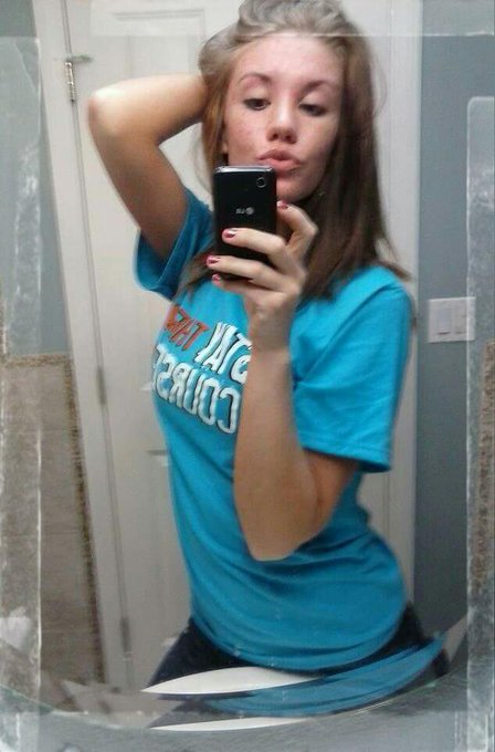 My lady Haley Marie. http://t.co/uEFZFRRjdi<a href="/tag/coindrop"class="tags"><span>#coindrop</span></a>