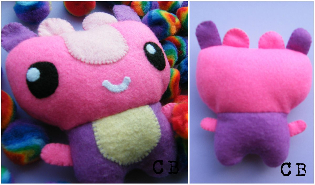 TheChgz's tweet photo. This is Kutsu, an adorable monster from a land of fluffy pink things!

Buy her on Etsy:
https://t.co/3mfhLkVxII http://t.co/TeyOP7FUAK