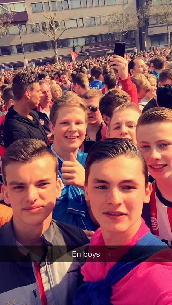 Bjarne_040's tweet photo. PSV ❤️ http://t.co/xbdXk4hCA5