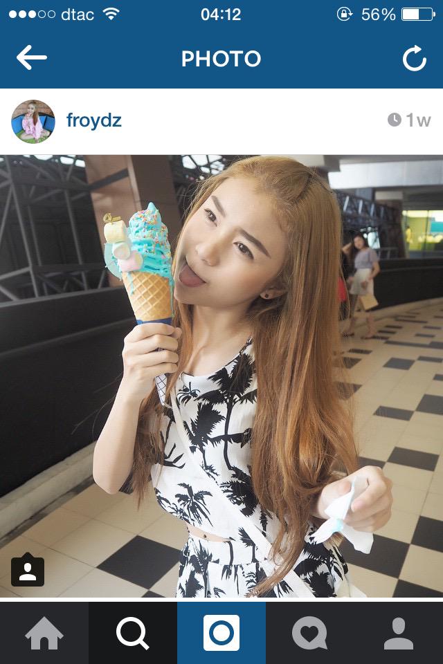 nepnubnibnap's tweet image. ส่วนตัวไม่ได้แอนตี้นะ ไม่ได้อคติด้วย แต่คือสงสารไอติมในมือนางมาก รีบกินดีไหม5555555555555