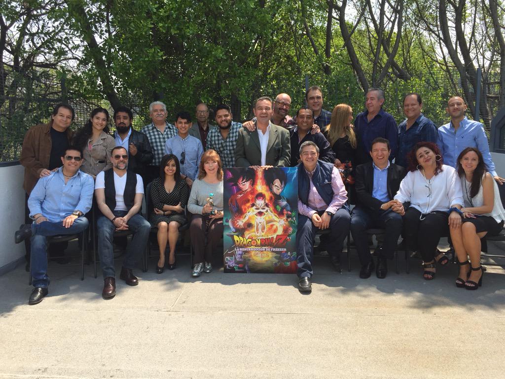 LaloGarx's tweet photo. Noticia oficial: "Elenco original 100% confirmado para #DBZLRF". ¡Misión cumplida!. Les comparto un regalito de hoy. http://t.co/S4LWjp8mpa