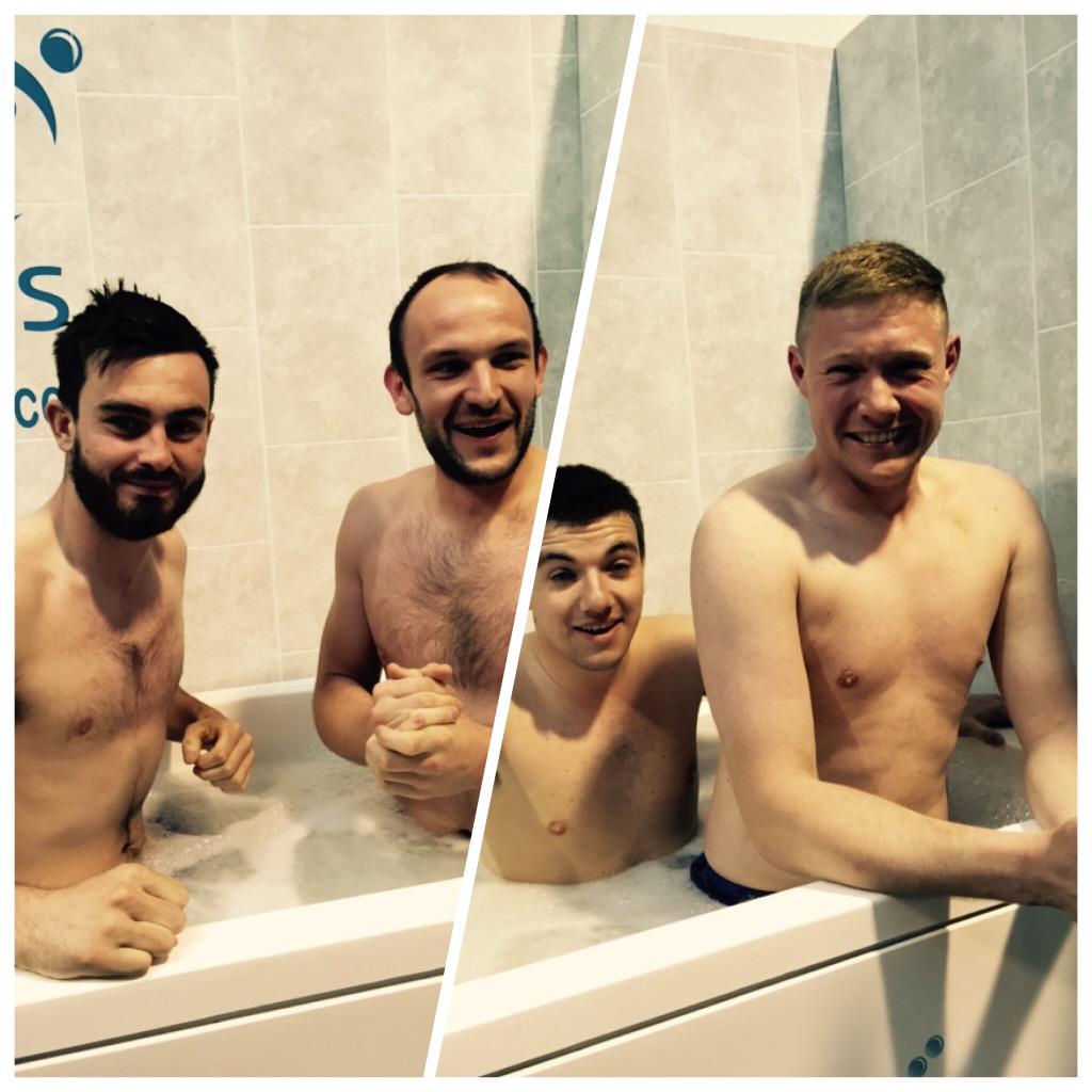 ACryospa's tweet photo. @yorkrdbasement thanks for calling in tonight lads for a recovery session, best of luck for  game tomorrow nite. 👍 http://t.co/ou3XkGqui6