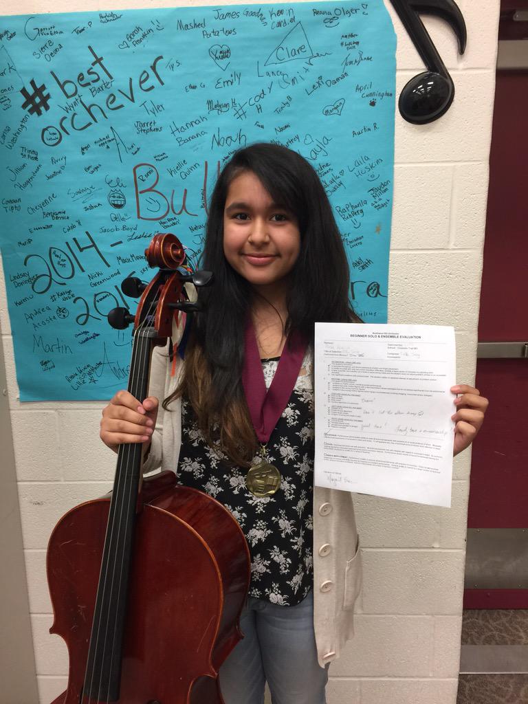 TexasCelloUSS's tweet photo. Way to go Bulldog Orchestra @ S&amp;E this weekend 65 superior 9 Excellent &amp; 3 Honors performances @CTMSBulldogs http://t.co/hYdGBZ1s8u
