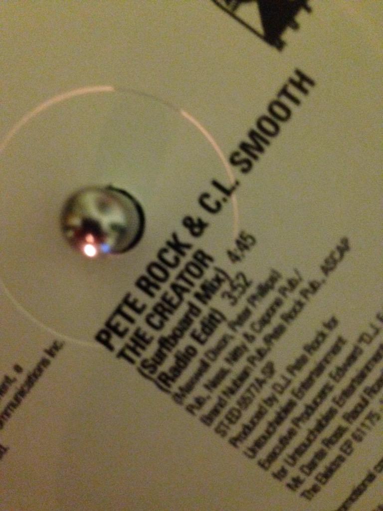 DJMarkSkiOG's tweet image. #nowplaying on #funkbyfunk on 107.8fm: The Creator (Surfboard Mix) @PeteRock #vinylselection #RSD2015