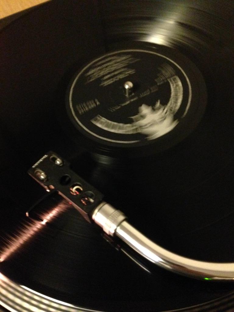 DJMarkSkiOG's tweet image. #nowplaying on #funkbyfunk on 107.8fm: Right On For The Darkness #vinylselection #RSD2015