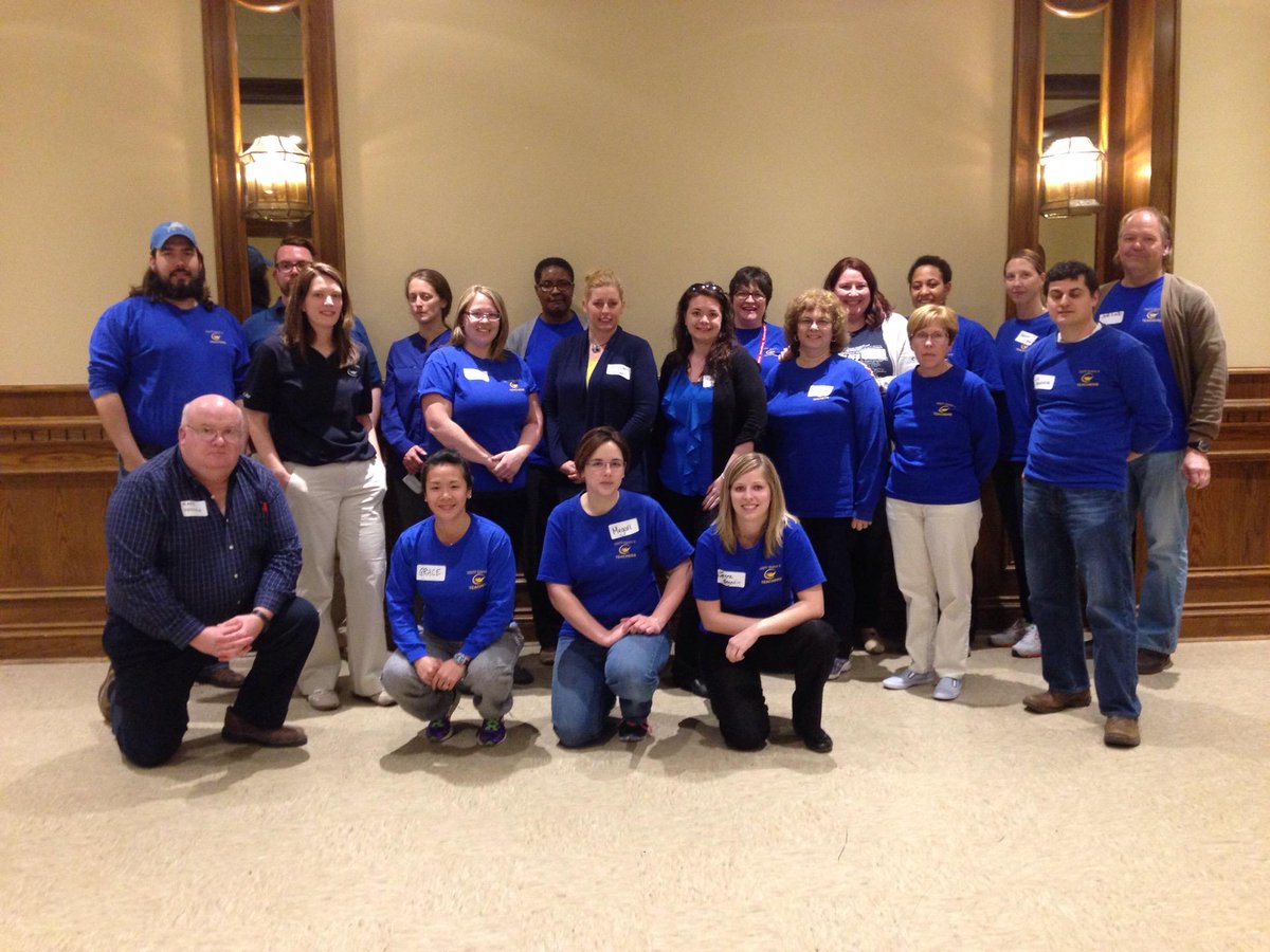 TracieEdward's tweet photo. #solidarity to @D13_osstf from @osstfd9 TBU staffing workshop #IAmOSSTF #WeAreOSSTF https://t.co/pMyI2MBA9z http://t.co/qX8Tk2mKmW