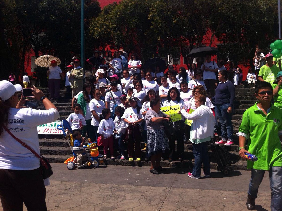 mauricio27hnn's tweet photo. Todo Cuajimalpa está con .@Migel_ange el apoyo total de la gente .@ComitePRIDF http://t.co/WSOfdx2aNd