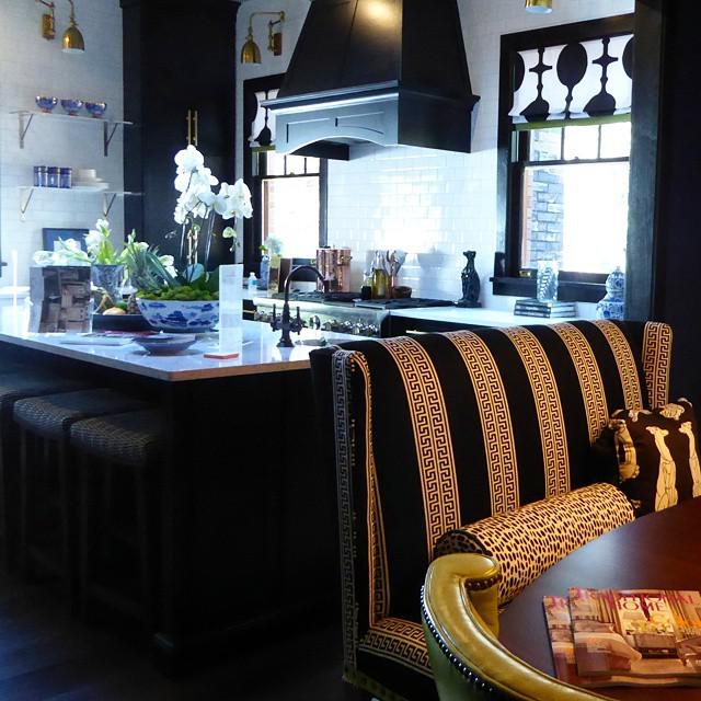 carmennatschke's tweet photo. Beautiful #kitchen & #breakfast #room by #blogtourambiente #design pal @LisaMendeDesign #hpmkt #interiordesign #int… http://t.co/RiNFwmigIc