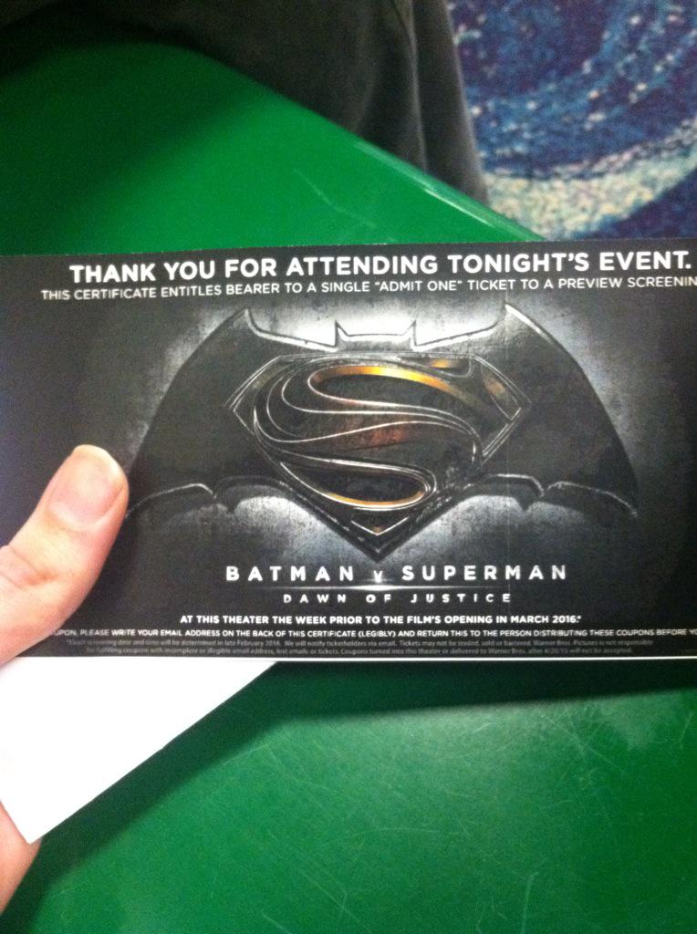 BATMAN V SUPERMAN: DAWN OF JUSTICE IMAX Give Aways CDEk-CTXIAIG0DQ