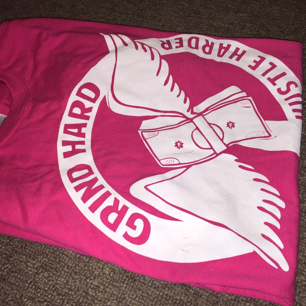 TyHustleHard_'s tweet photo. #G3H Clothes For Sale 👀👕 http://t.co/ZvwiFsyY9G