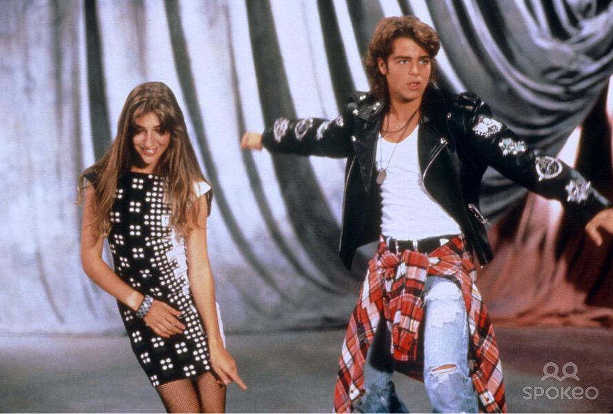 Happy birthday Joey Lawrence! You had a wonderful mane of 90s hair on BLOSSOM. 