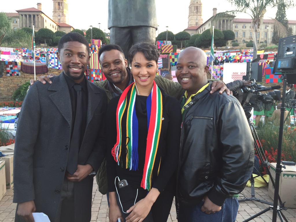 TimothyMoloi's tweet photo. Great to see so many people here showing support for this amazing cause! @67blankets #67Blankets #GuinnessWorldRecord http://t.co/YkQcEQeN0c