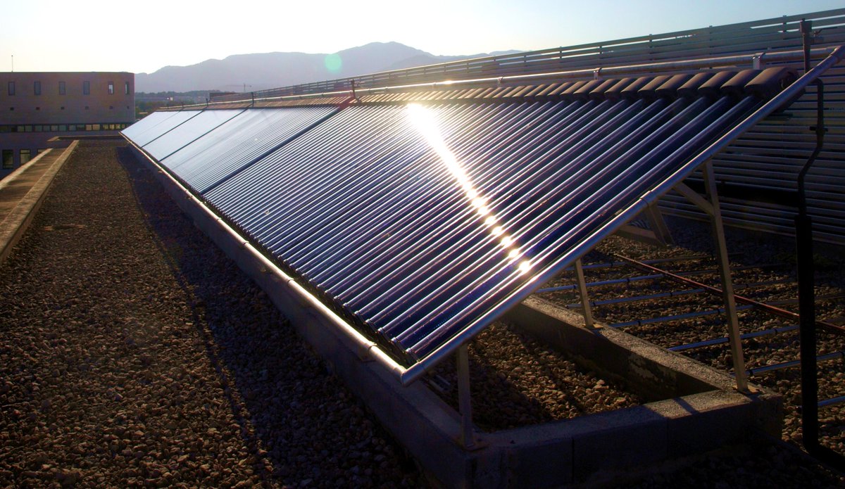 shantigram's tweet photo. #SolarTubes A #GreenLightingSolution
http://t.co/kQdbFjyOXQ http://t.co/9UT7z4dysf