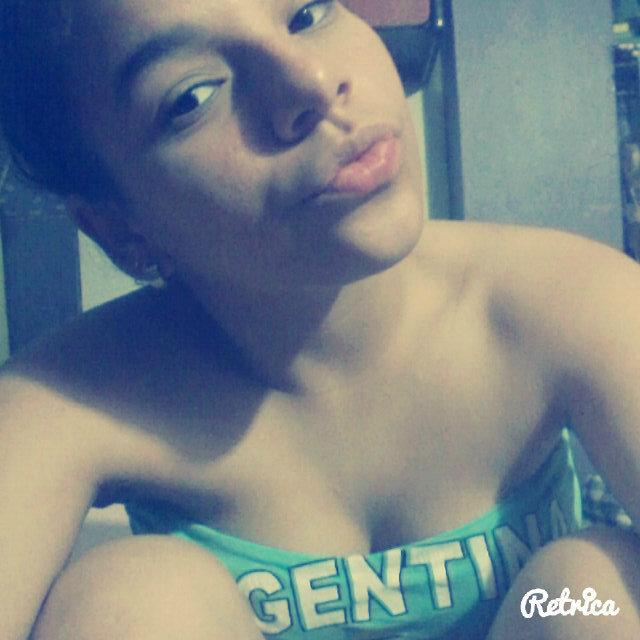maybecb_'s tweet photo. Un besito de buenas noches pues!! http://t.co/ts7UcadDTq