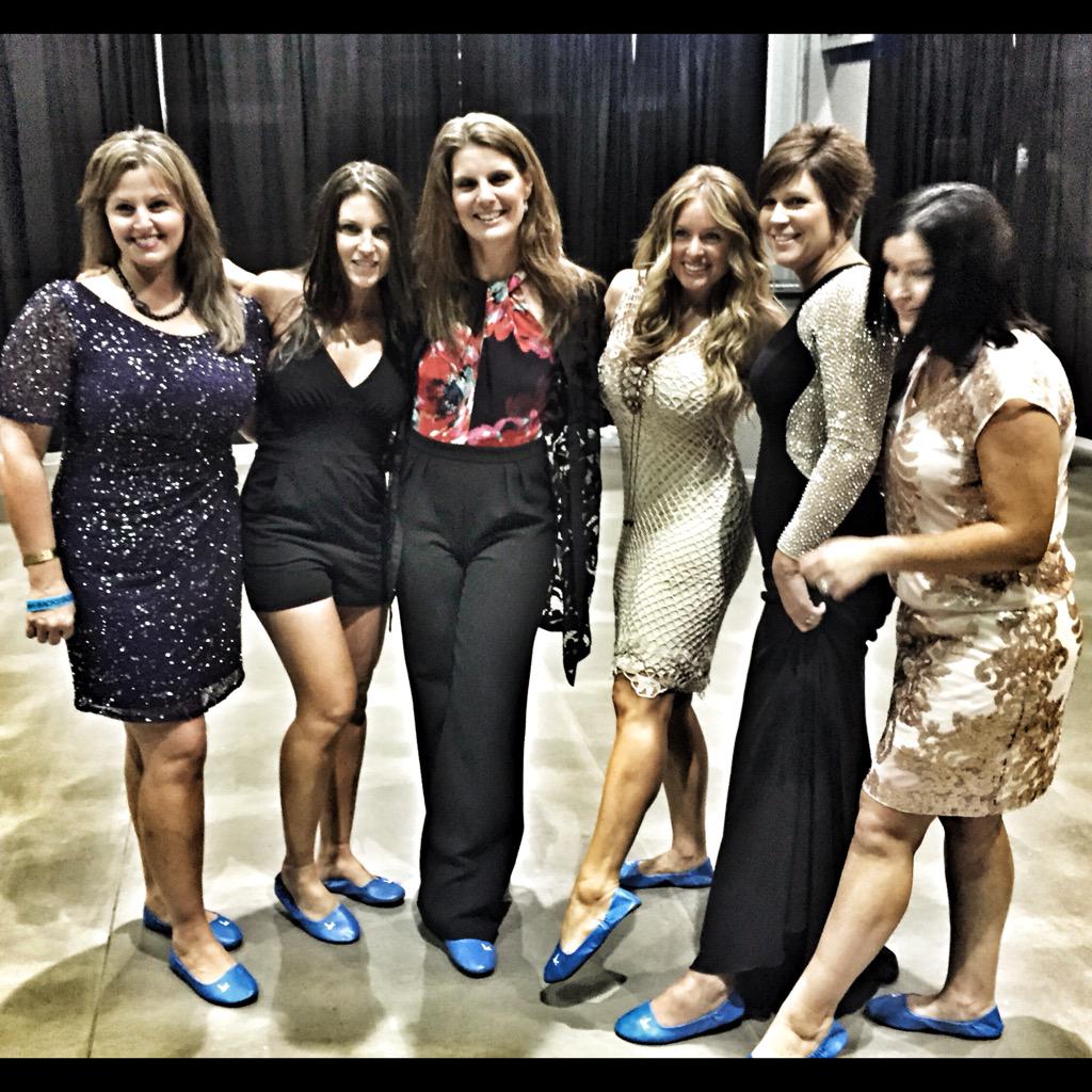 KristyTitus's tweet photo. Best gift ever at @ACMawards slip on flats! Can I get a heck yes from my high heel wearing ladies! #ACMCabelas #ACM50 http://t.co/Mm9sulBel7