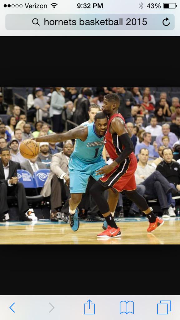 USportsBrackets tweet media