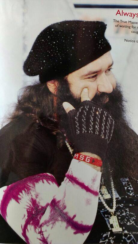 2166fa605dcc48d's tweet photo. @Gurmeetramrahim #MSG9SuccessfulWeeks
सतगुरु तेरे दर का जो ग़ुलाम हो जाये ।
सुहानी उसकी हर  सुबह शाम हो जाये.!" http://t.co/NCHPRnff8c