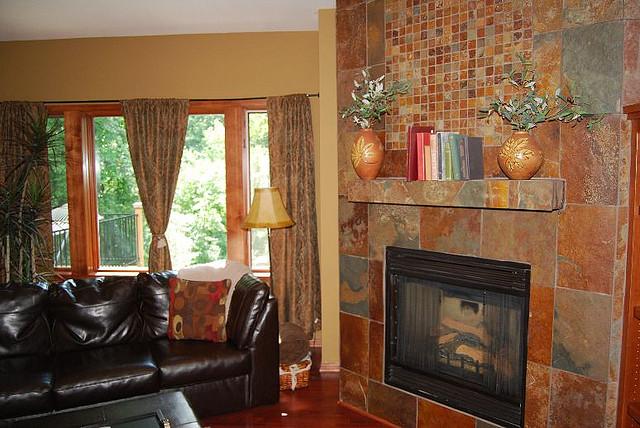 VisteNews's tweet photo. Here are good examples of fireplace tiles http://t.co/IDOk4iFFcW #HomeImprovements http://t.co/VRa1ixh4kW