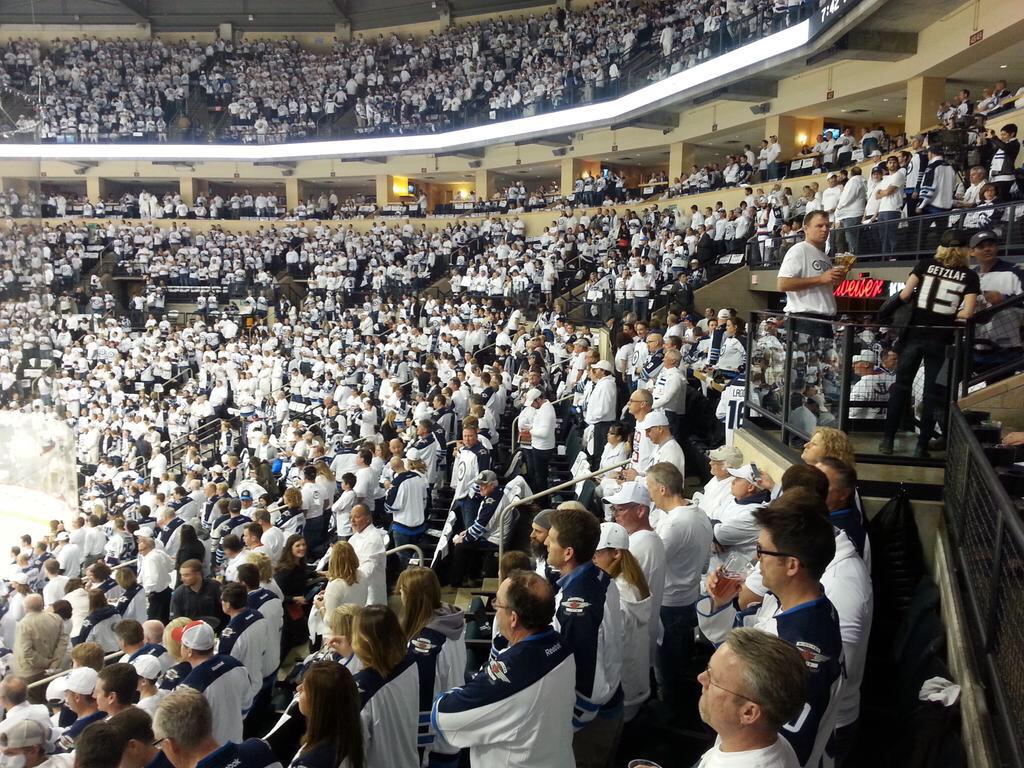 rikdikyeless's tweet photo. Looks like the Jets just ripped off the Coyotes long lasting playoff tradition of a whiteout. Shame on you Jet fans! http://t.co/H63MPbPeP2