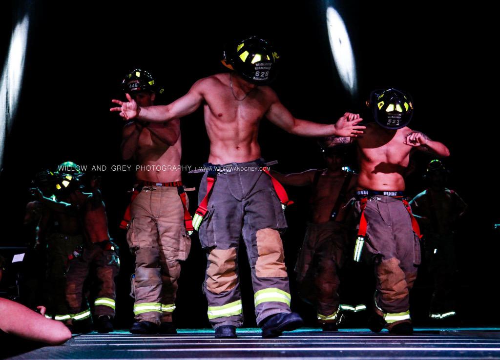 fbmhope's tweet photo. Great job Niagara Region #firefighters #show for 'Make A Wish' foundation was a #hit!  #greatguys #production #proud http://t.co/I2QBTW7qG7