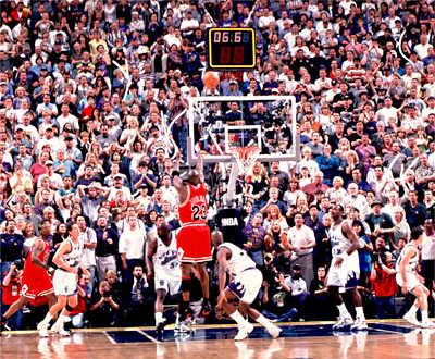 NoogaCollect's tweet photo. 😱 Here are the most iconic sports images of all time!!! 😱
➡️http://t.co/twWMqHn49D⬅️ http://t.co/C7CmKeWTw9