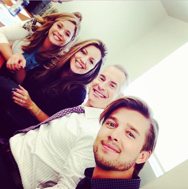 Aʟɪȿoƞ Rollɪƞs ❤️ (@queenbeealid) on Twitter photo 