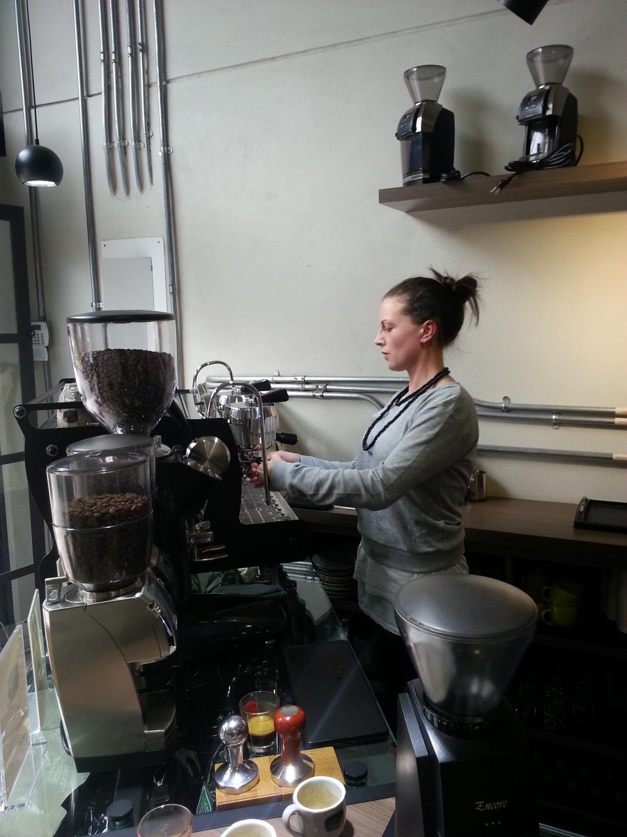 llucyward's tweet image. Manny from @Long____Shot on the bus in Colombia @JaimeDuque15 . Killer coffee, great service. @SENSORY_LAB