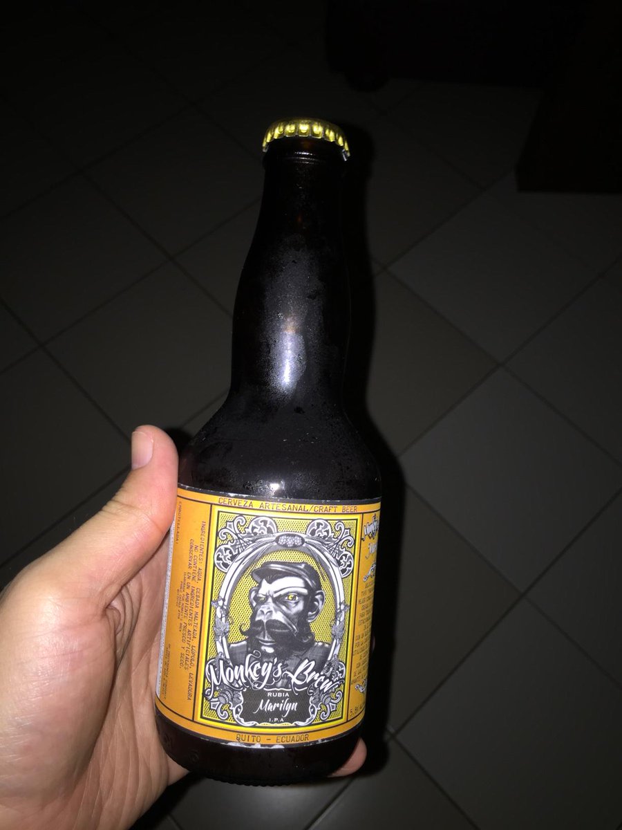 mrjohnkeating's tweet photo. Ganas de una cerveza artesanal de  @Cervecia. Algo como una Monkey's Brew rubia Marilyn ;) Salud! http://t.co/ZCqOnAgVX6
