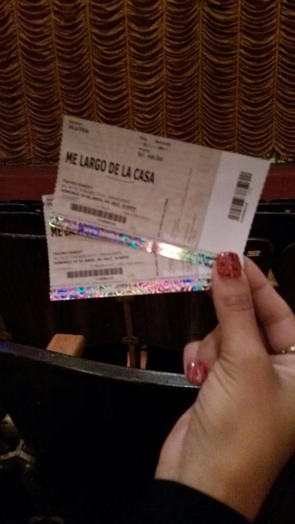 lorezuazo's tweet photo. @Yiddaeslavap @_adrianaquevedo Buenísima obra!!! Para matarse de risa realmente!!! Altamente recomendable!!! http://t.co/ReuiLaG5wG