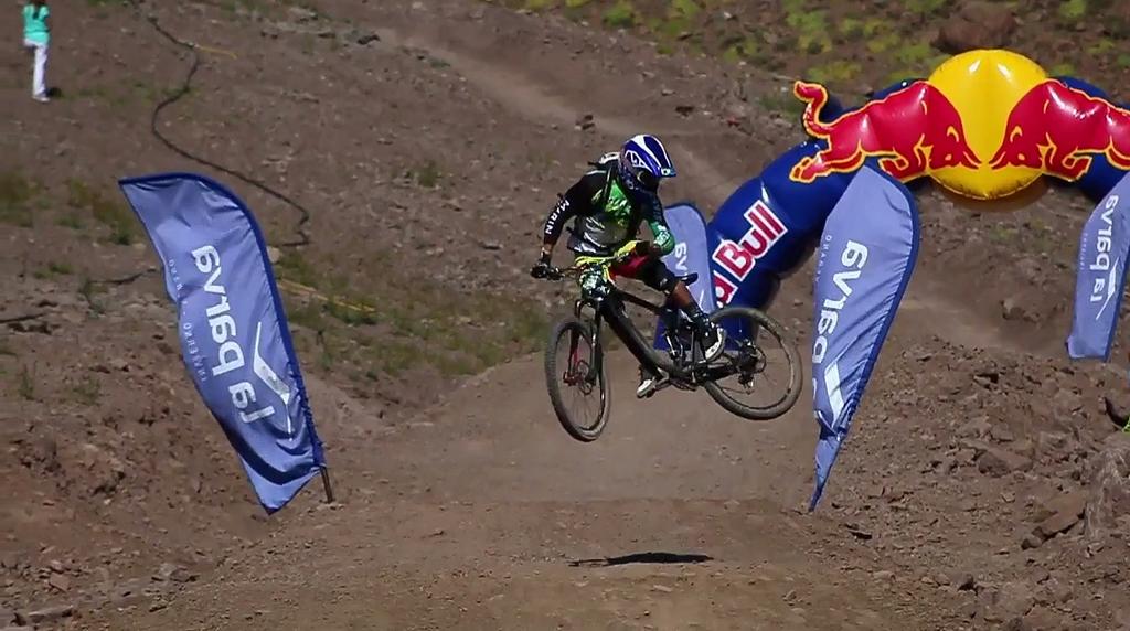 OctabikeM's tweet photo. vídeo #Multibike #Concepción y #Multipatrick's #Specialized en el #Montenbaik #Enduro
http://t.co/3jCe8hgnxJ http://t.co/nPi5cuAu7A