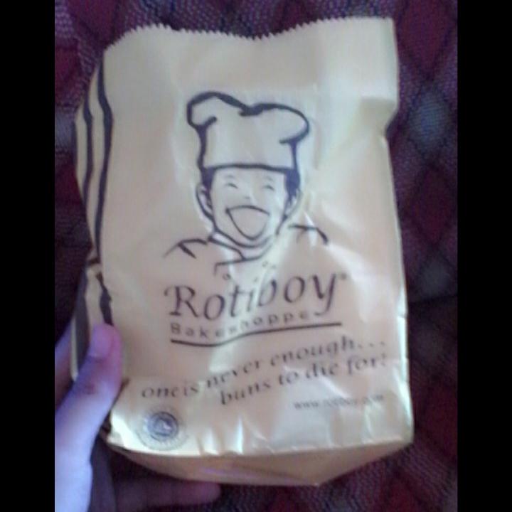 Indah_FU's tweet photo. Jauh-jauh ke kota tahu nyari yg beginian :D http://t.co/WgtUyidVSe