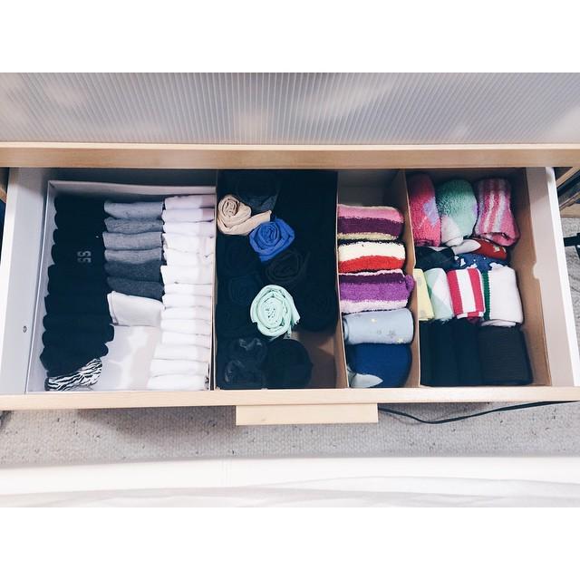 lavendaire's tweet photo. Never have I been so proud of my sock drawer. 😍 I am a KonMari convert!!! #mariekondo #konmari #tidying #declutteri… http://t.co/uHUVQ38pjg