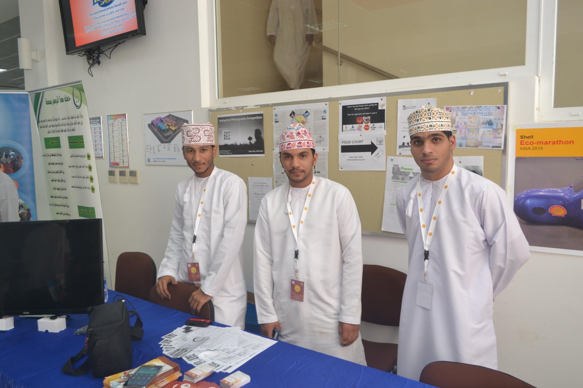 helpf04's tweet image. جانب من مشاركة مشروع إعانة أسرة بكلية كالدونيان الهندسية بتعاون مع حملة معا لنرسم بسمة.