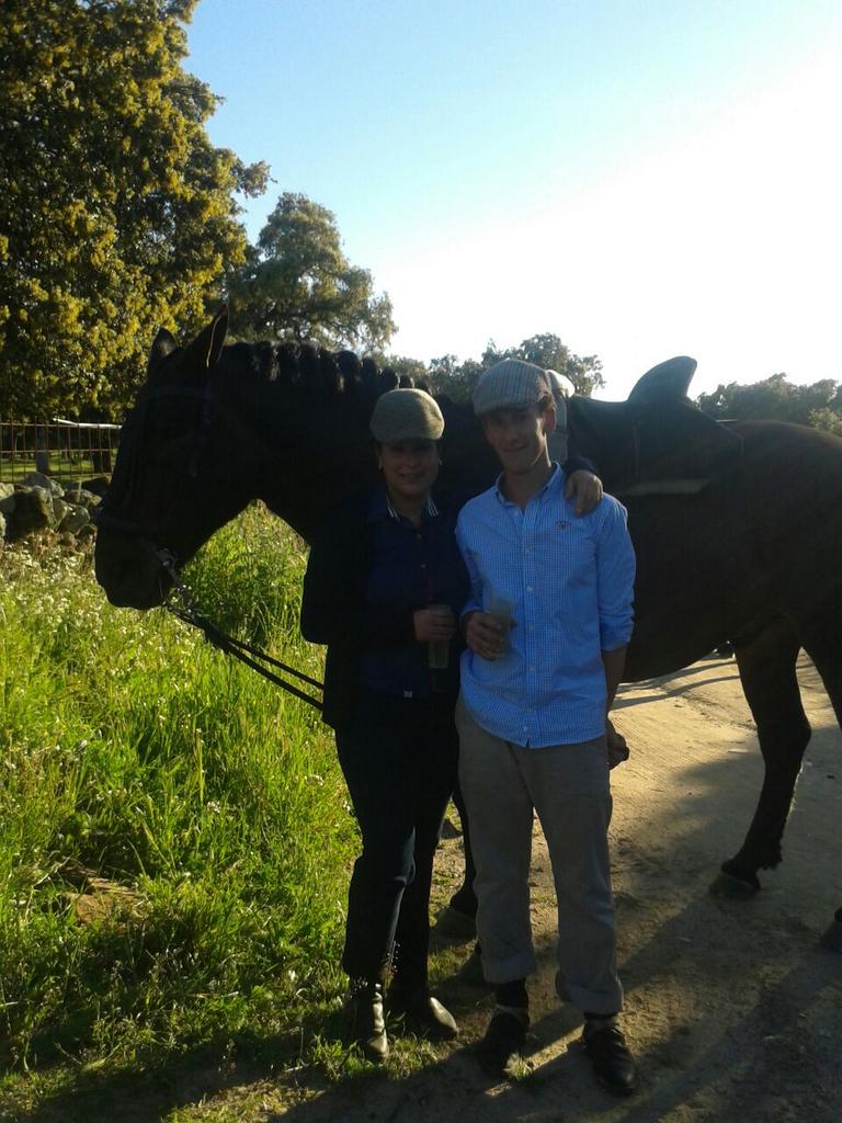 deseando k llegue el viernes para volver a  disfrutar de nuestra aficion. tq cari . viva la virgen de la cabeza