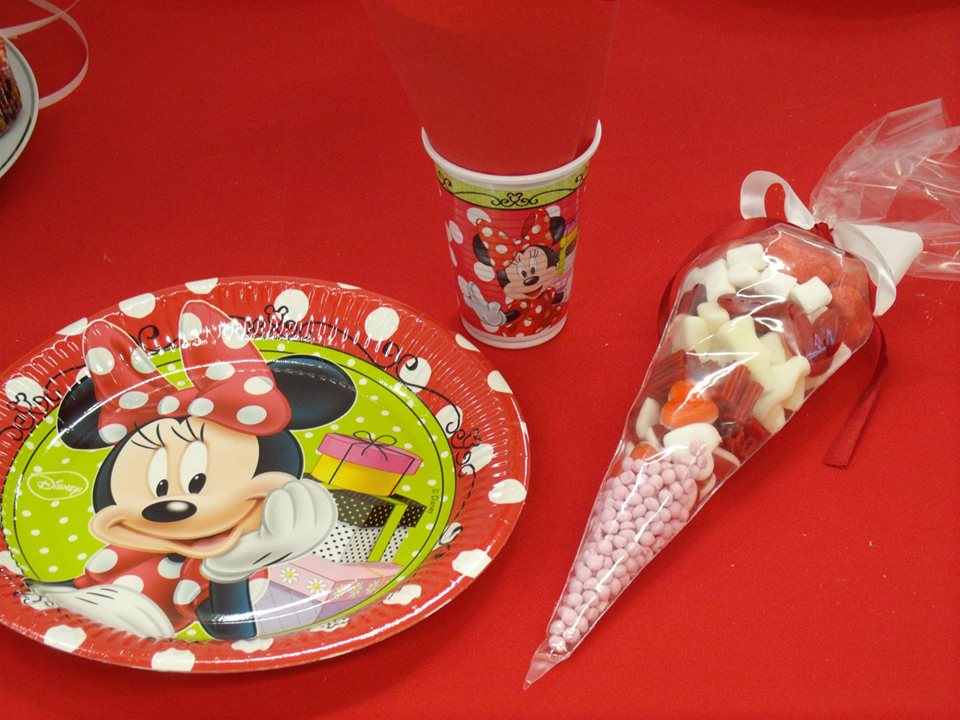 MoreOTGS's tweet photo. More of a Minnie Mouse fan? Not a problem! :) http://t.co/CezBySpaTG
