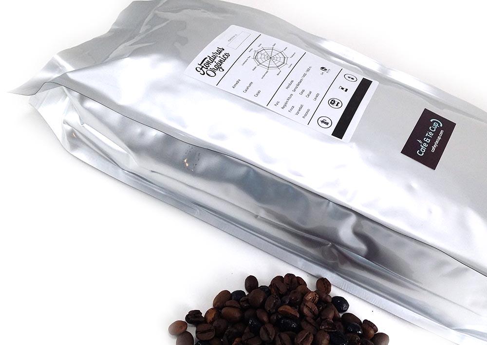 Prueba nuestro #cafe en grano, 250 gr o 1 kilo cafeytecup.com/es/44-cafe-en-…