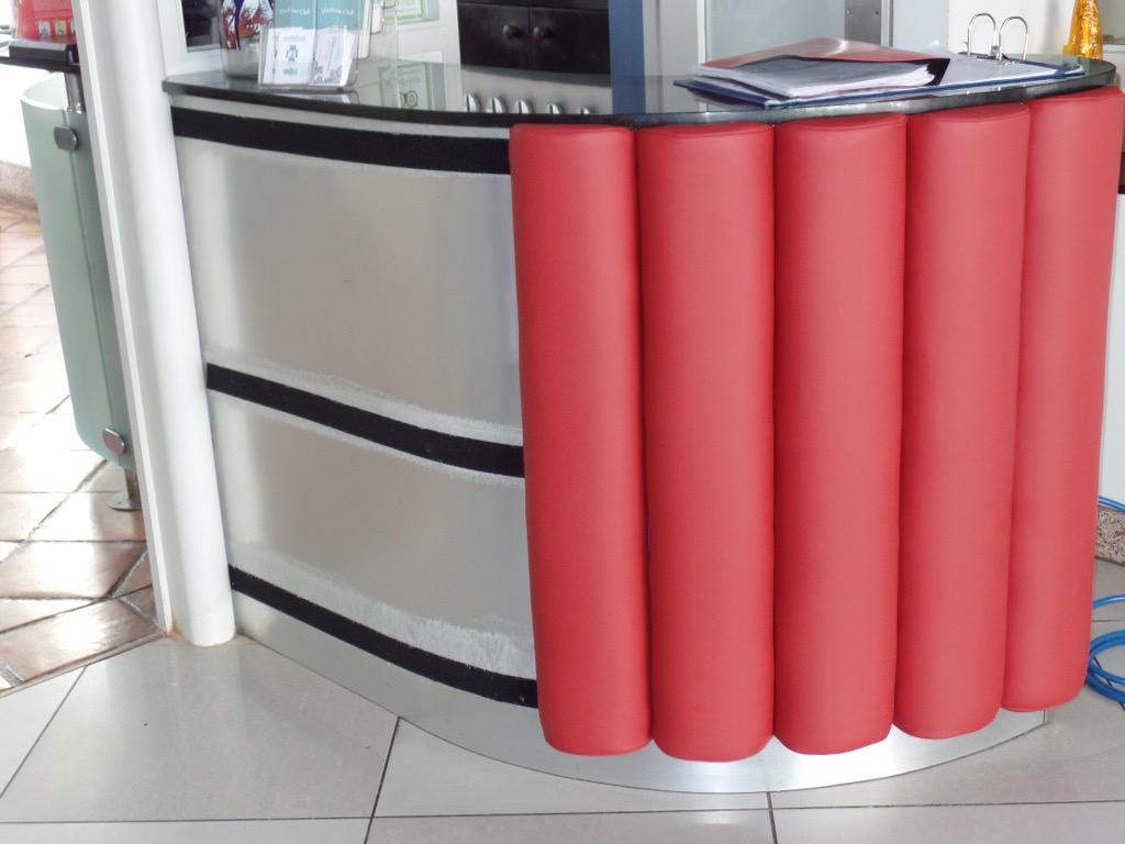 ukmastercraft's tweet photo. @portofinomojito #upholstery #newreception #barfront #redleather http://t.co/4VyieOnLI2