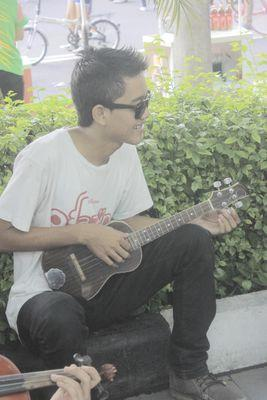 Milka_dev's tweet photo. Big fans of masbro @Sigit_mak ! Anda luarbiasa <3 =D http://t.co/tKEEbOfs3v