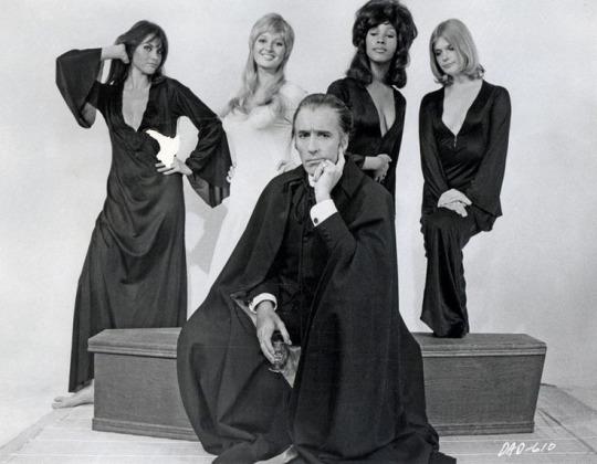 el_zombo's tweet photo. #CarolineMunro, #StephanieBeacham, #MarshHunt, #JanetKey and #ChristopherLee in a publicity photo #Dracula A.D. 1972 http://t.co/4C5jM9Rrzb
