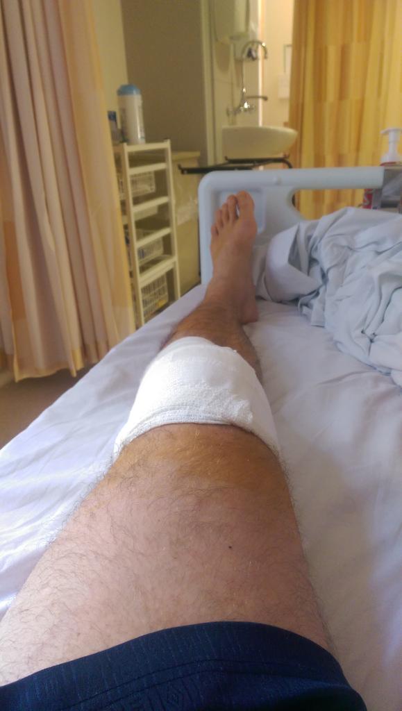 PaulWoods_71's tweet photo. Well knee surgery is fun isn't it? #ouch http://t.co/cOCsiuMCvr