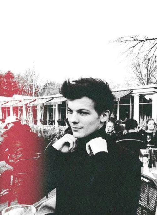 TEAMLOUISPH's tweet photo. MI AMOUR  💋💋 http://t.co/GXjvJehJ1x