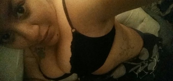 laying in bed - http://t.co/sgMI8oTa4U @manyvids #manyvids #camgirl http://t.co/DtzSTeM57k<a class="tags" href="/tag/manyvids">@manyvids</a><a href="/tag/camgirl"class="tags"><span>#camgirl</span></a><a href="/tag/manyvids"class="tags"><span>#manyvids</span></a>