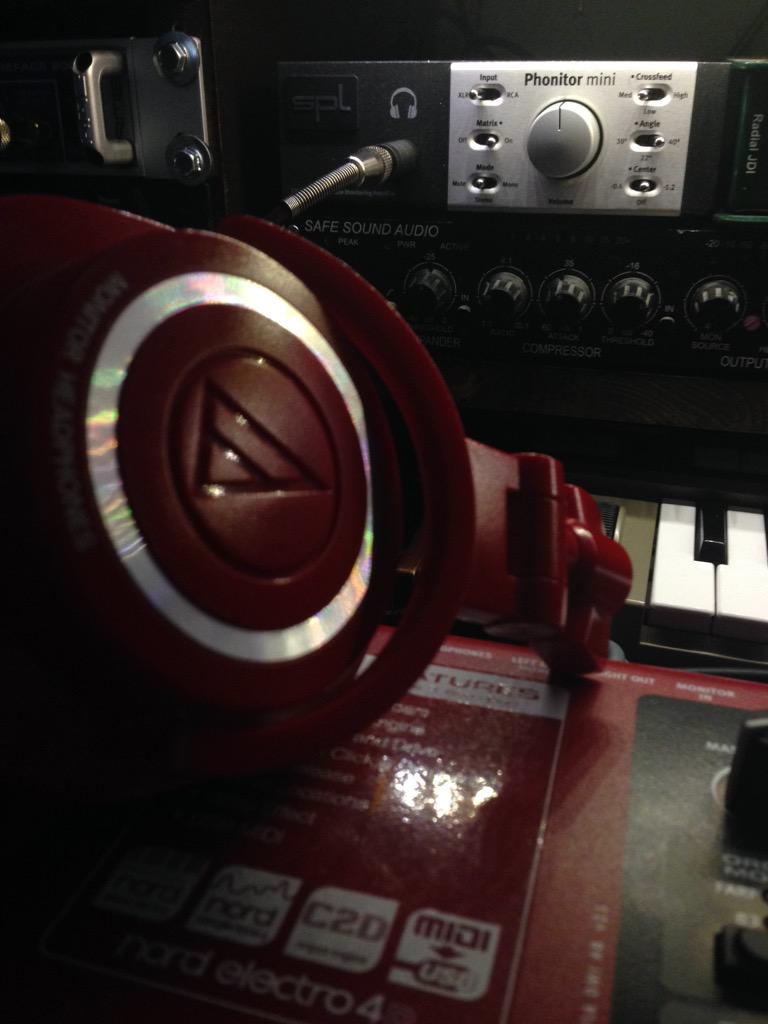 audioengineer's tweet image. Good buddies :) SPL phonitor mini &amp;amp; audio technica ath m50 red ! @spltweets @AudioTechnicaUK