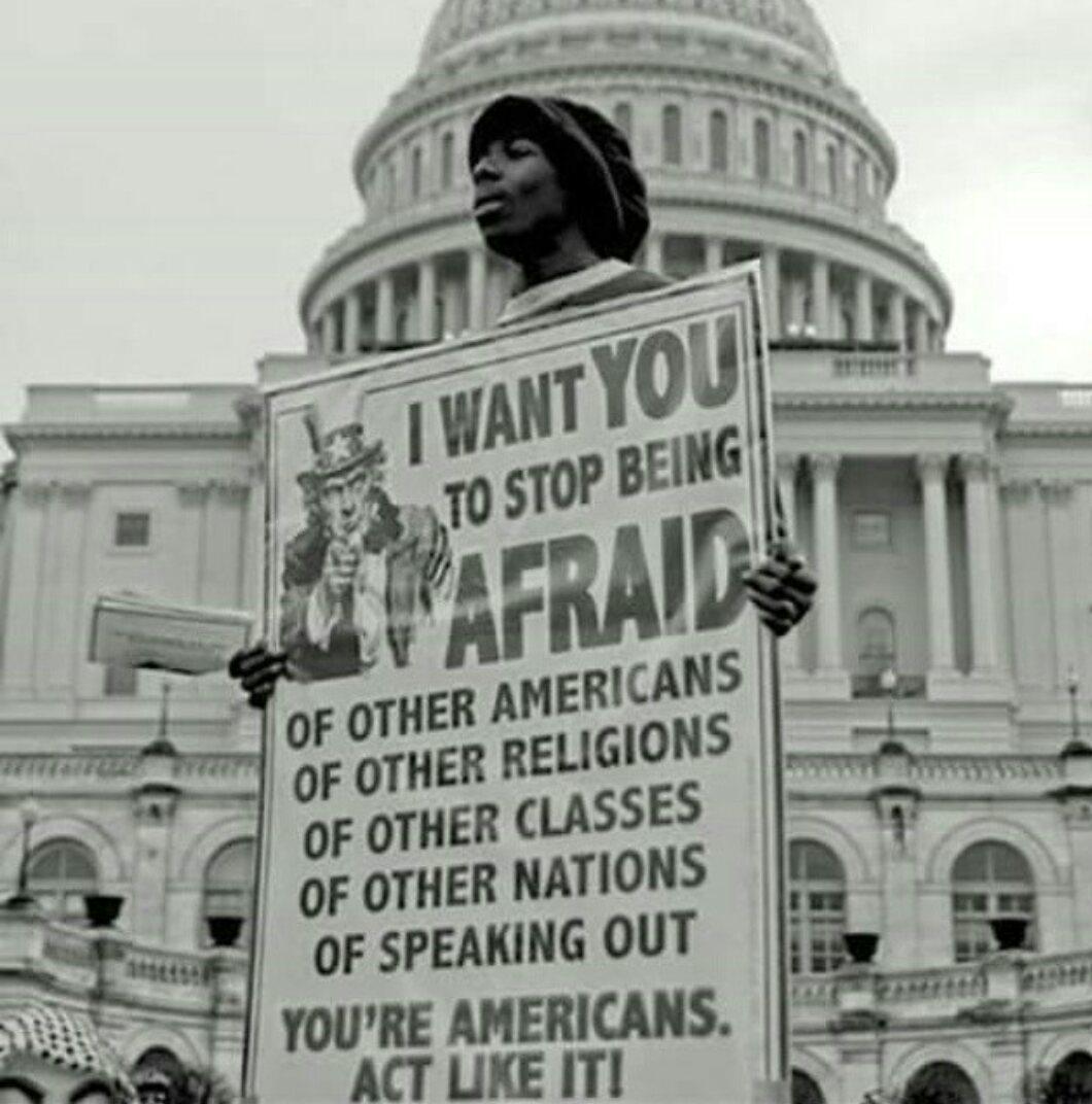 anonymousrepost's tweet photo. #AnonFamily #Repost #Anonymous #Retweet #Sheeple #WakeUpAmerica #wakeupnow  #WakeUpTheSouls http://t.co/pVNzCBEM27
