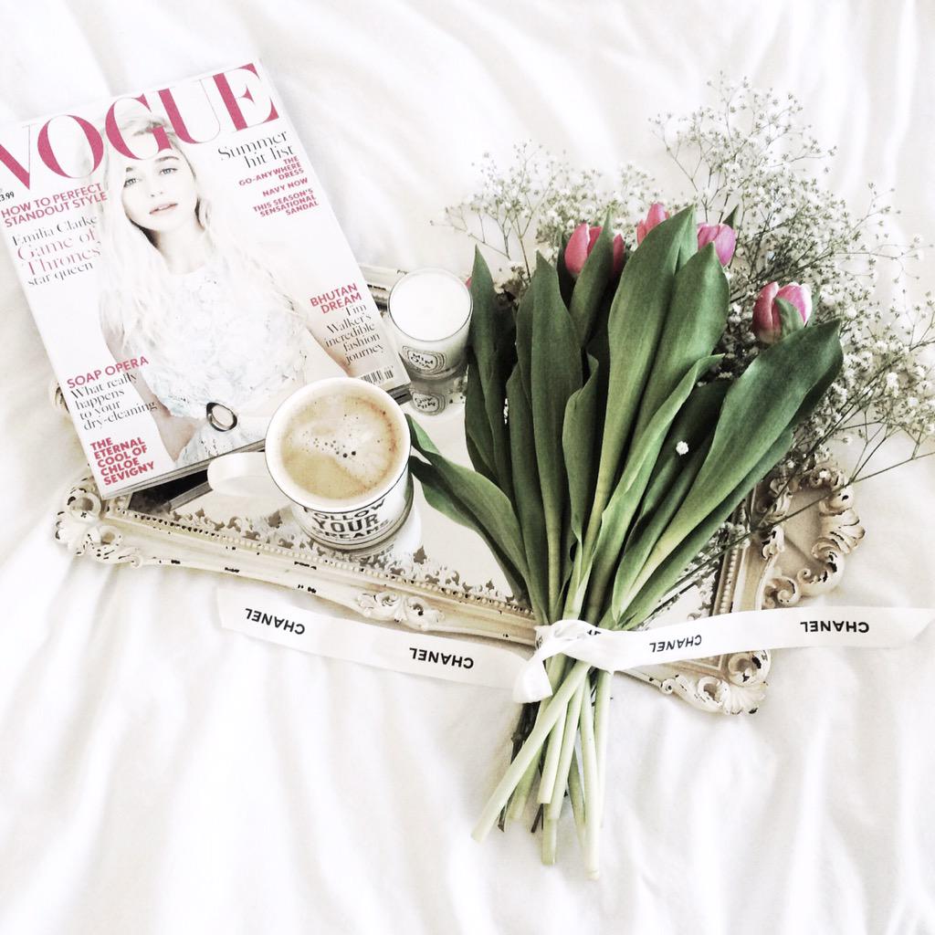 lucyflorals's tweet photo. Happiness is fresh flowers &amp; strong coffee - some serenity before a busy day #bloglife #coffee #flowers #vogue http://t.co/RcLWcsls4T