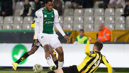 HLN_BE's tweet photo. @cercleofficial in slot #POIII zo goed als zeker zonder Junior #Kabananga http://t.co/jD9Bc8lzYw @lierse http://t.co/JD4EUSCJEi