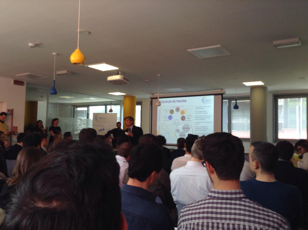 filippoatta's tweet photo. Pronti per il pitch @EmilioTurco93 @PVenezia1 #s2p #polihub http://t.co/hbfB7I0Goh