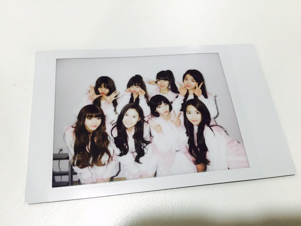 [#오마이걸] 찾았다~ 오마이걸! 안녕하세요~ 오마이걸입니다! 드디어 오늘!! 오마이걸이 데뷔했습니다~!! 앞으로 좋은 모습 보여드릴 테니 많~은 사랑과 응원 보내주세요~ 💘 감사합니다!