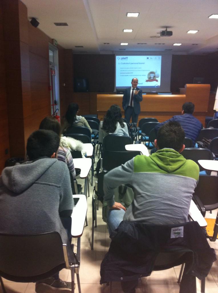 InfoPlaff's tweet photo. @InfoPlaff @PolibaOfficial @Tommaso_Aiello #personal #brand http://t.co/D0yxWOouUB