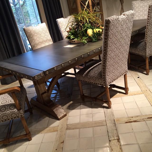 jeffreydesigner's tweet photo. #chaddock #IDCDesigners #HPMKT #furniture #interiordesign #interiors #Renovations #DallasR… http://t.co/evkAvoW0pd http://t.co/JnL0qVMqLv